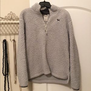 VS Sherpa Pullover